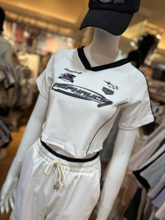 美式賽車風短版上衣 🏁