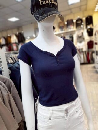 素面短版合身ㄒ