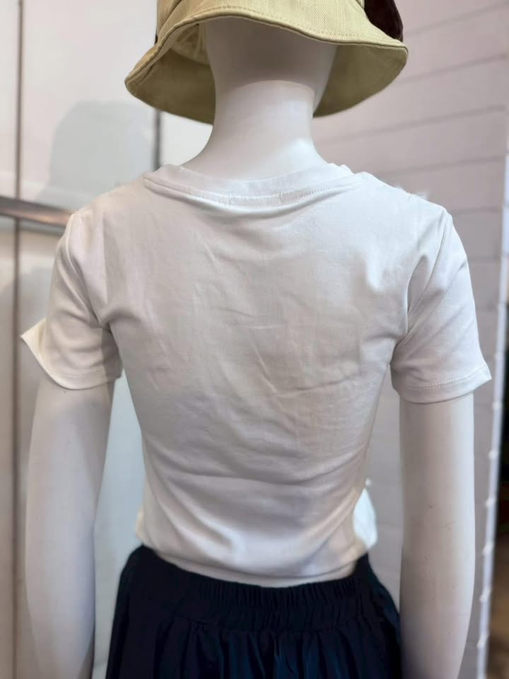 法式甜感蕾絲疊層短版T恤 - Image 12