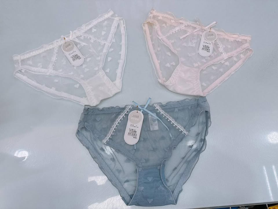 輕透愛心網紗 ♡ - Image 2