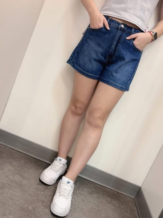 高腰彈力牛仔短褲