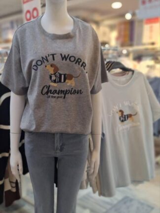 DON’T WORRY 小狗刺繡短袖T恤