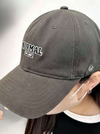 刺繡字母棒球帽