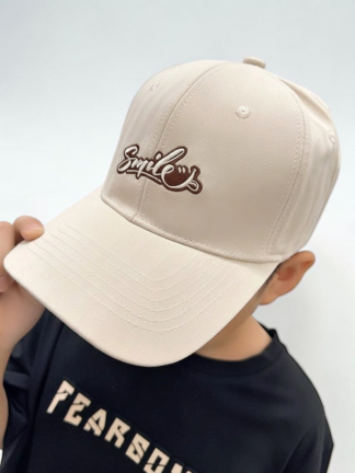 韓系感滿滿的刺繡老帽