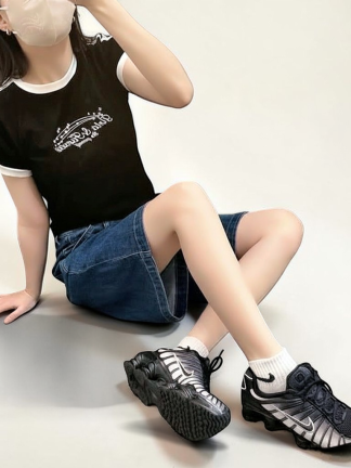 美式滾邊短版T恤