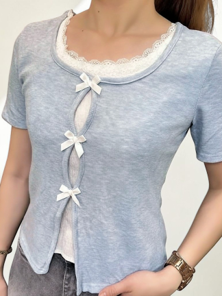 蕾絲蝴蝶結拼接短版上衣
