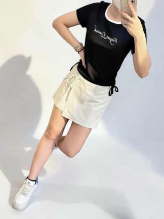 綁帶不對稱短裙