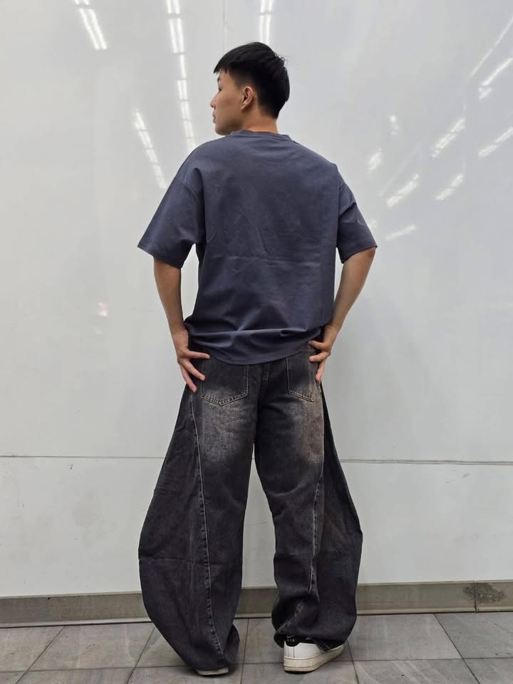 學院風重磅圓領 T:圖片 4