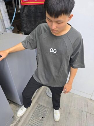 【機能構造．ALONSOLONG 拼接立體壓印 T】