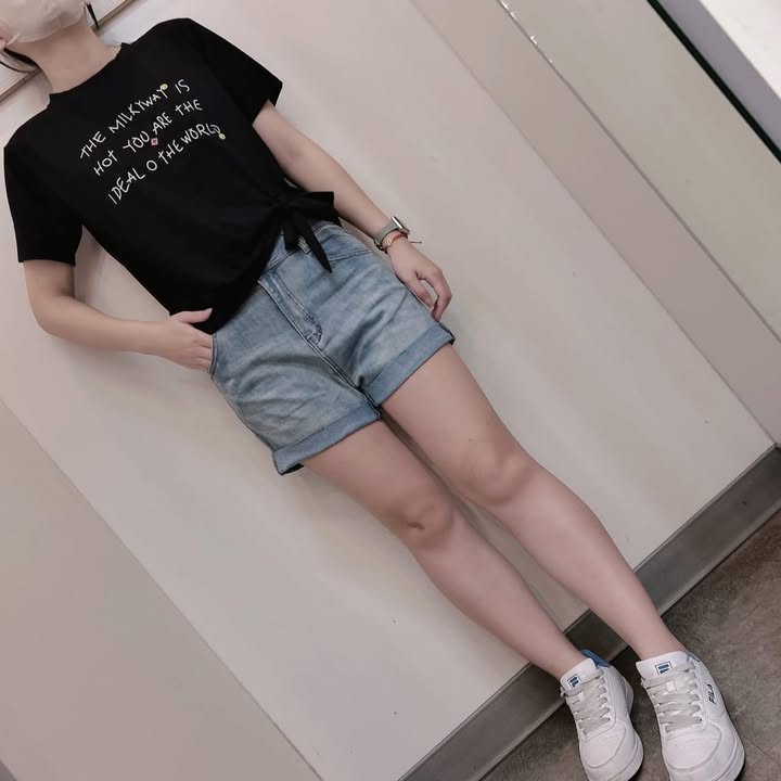 顯瘦淺藍牛仔反摺短褲:圖片 8