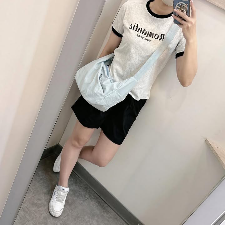 馬卡龍微皺感大容量半月胸包:圖片 11