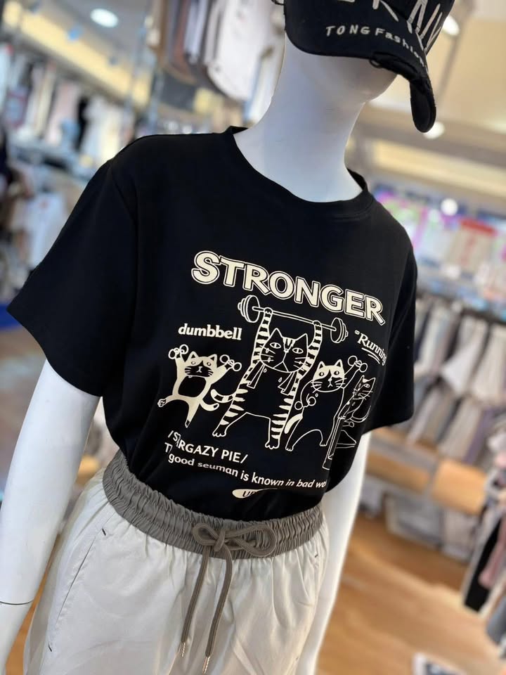 STRONGER 貓咪運動印花短T