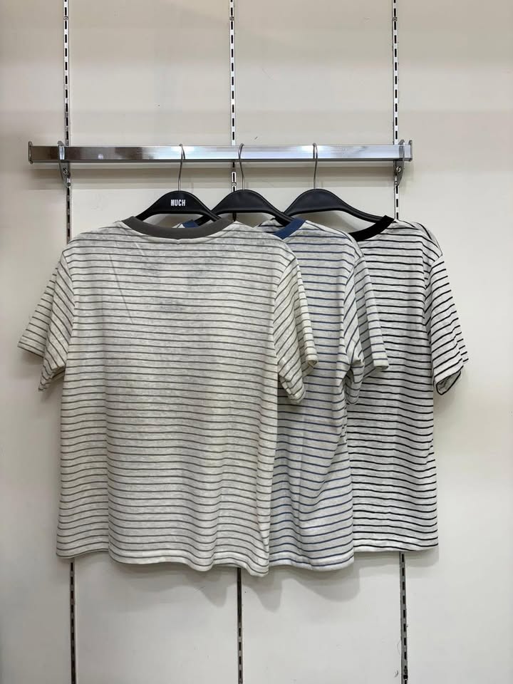 CHONKY CHOMPERS 條紋小狗短T - Image 10