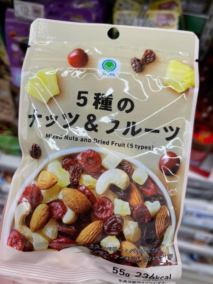 日本人氣零嘴｜5種堅果水果綜合包🍓✨