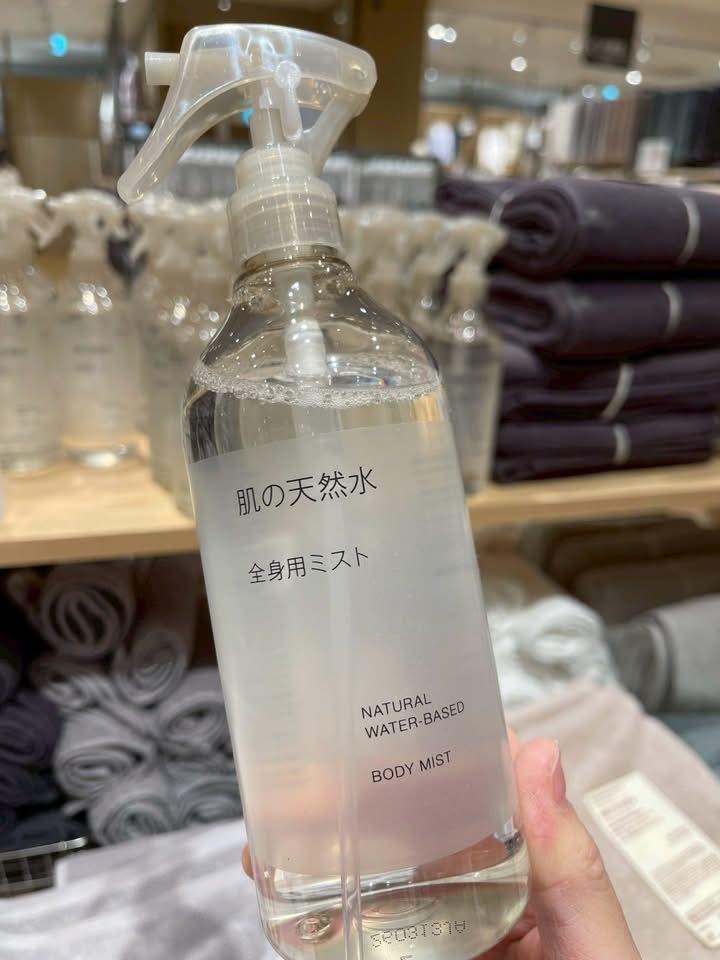 日本MUJI無印良品肌之天然水全身保濕噴霧