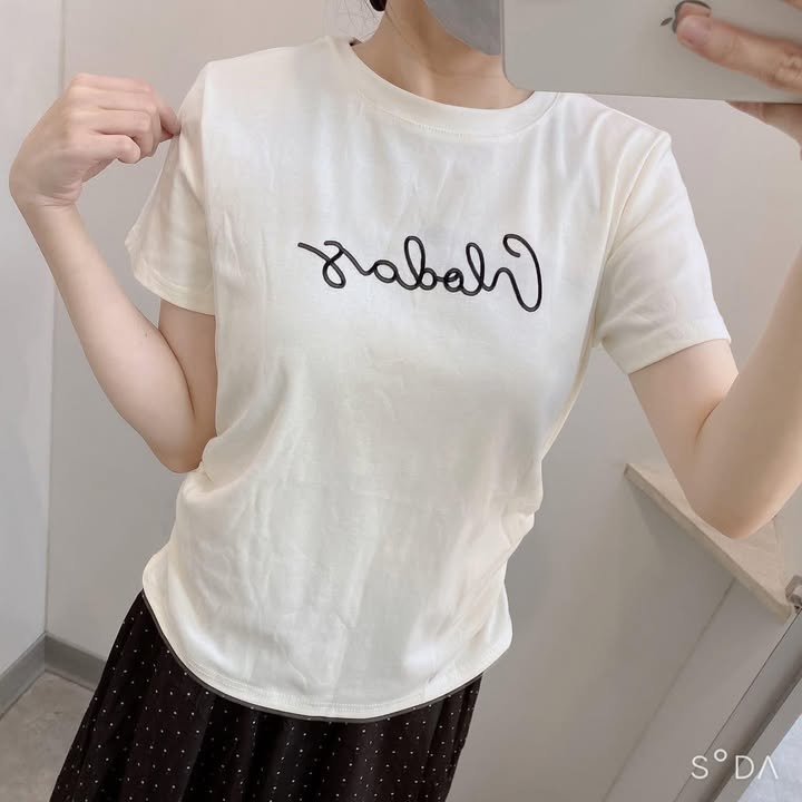 側抓皺刺繡短袖上衣 - Image 5