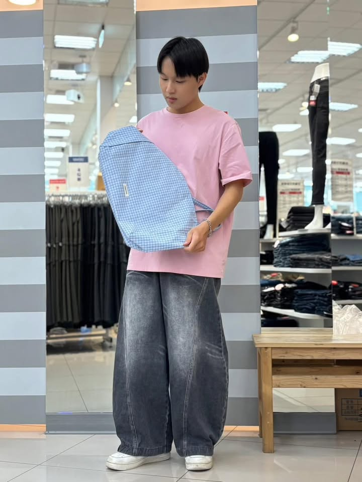 草莓蛋糕格紋大容量側背包:圖片 3