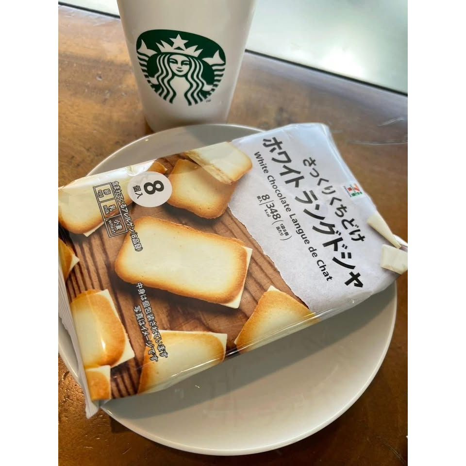 日本🇯🇵7-11白巧克力夾心餅乾🍪 - Image 5